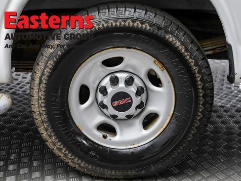 Used 2020 GMC Savana 2500 w/ Driver Convenience Package image 8