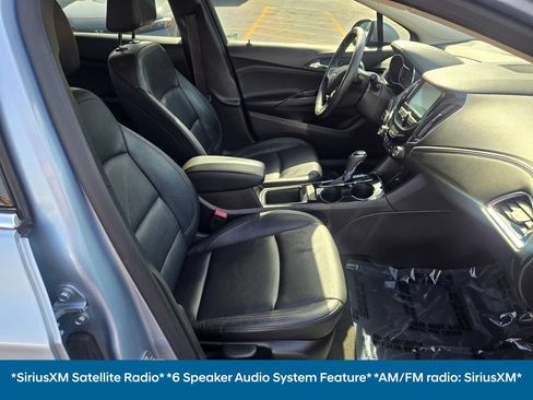 Used 2017 Chevrolet Cruze Premier FWD image 8