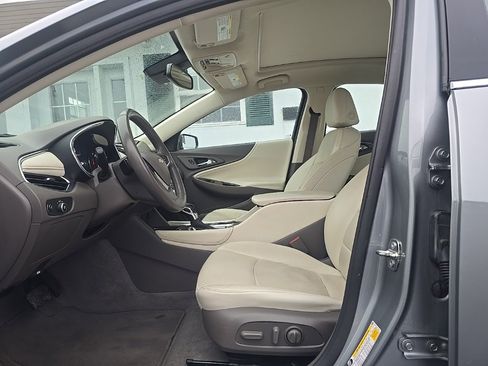 Used 2024 Chevrolet Malibu LT image 14