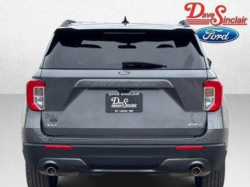 Used 2023 Ford Explorer XLT w/ Equipment Group 202A AWD/4WD image 8