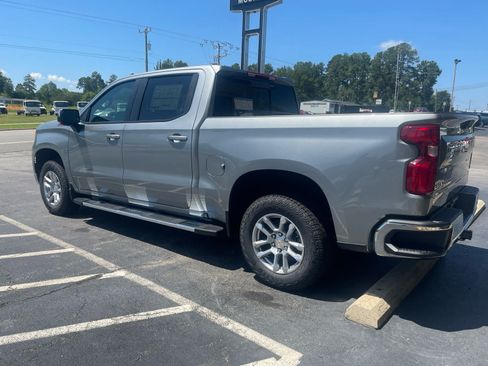New 2026 Chevrolet Silverado 1500 LT w/ Z71 Off-Road Package AWD/4WD image 5