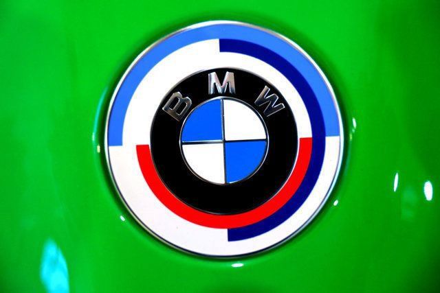 Used 2023 BMW M4 Coupe w/ M Carbon Exterior Package RWD image 23