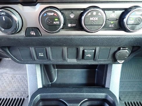 Used 2023 Toyota Tacoma SR image 23