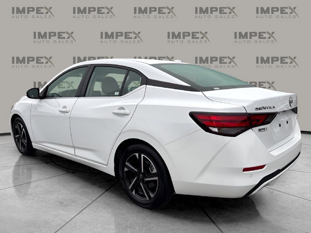 Used 2025 Nissan Sentra SV FWD image 3