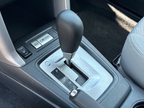 Used 2018 Subaru Forester 2.5i Premium AWD/4WD image 16