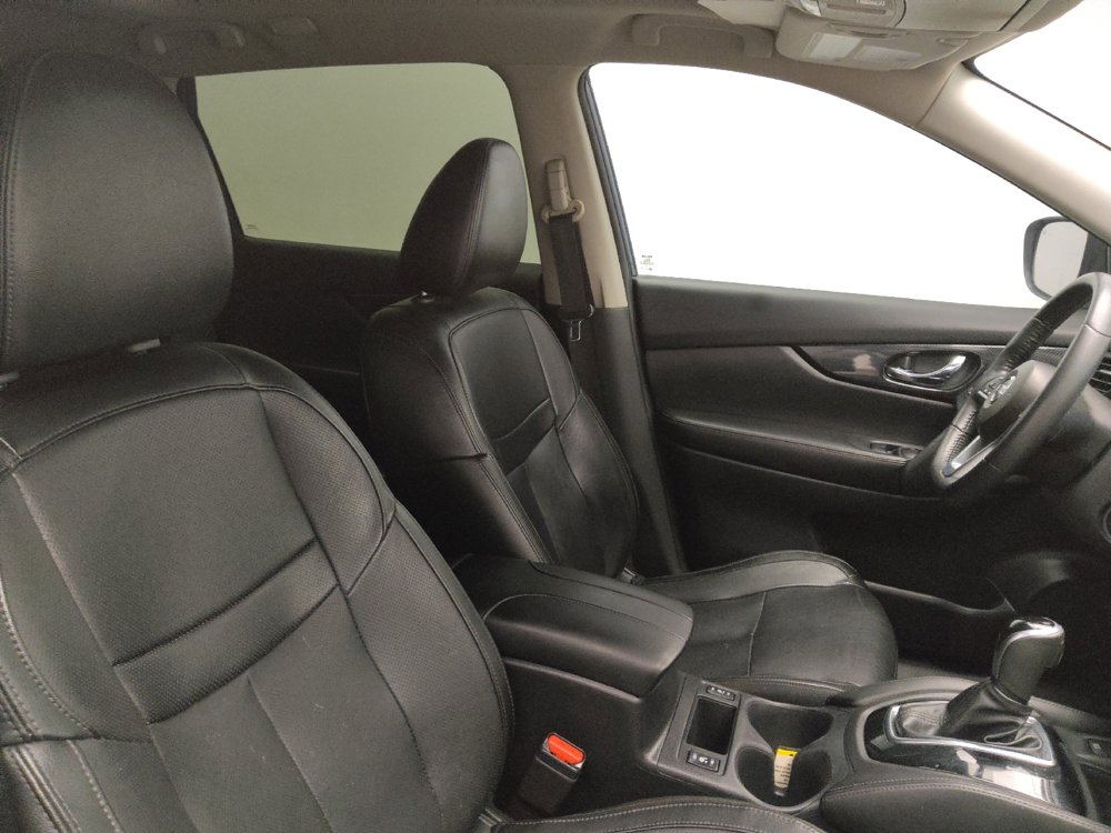 Used 2019 Nissan Rogue SL w/ Premium Package FWD image 21
