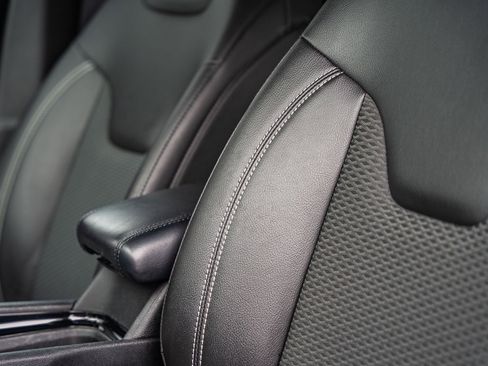 Used 2023 Jeep Compass Altitude image 21