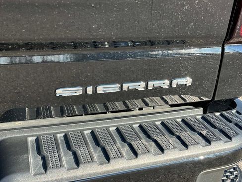 Used 2023 GMC Sierra 1500 Denali Ultimate image 19