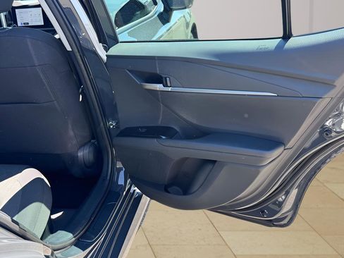 Used 2025 Toyota Camry LE image 15