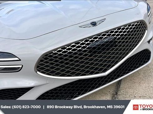 Used 2025 Genesis G70 2.5T image 21