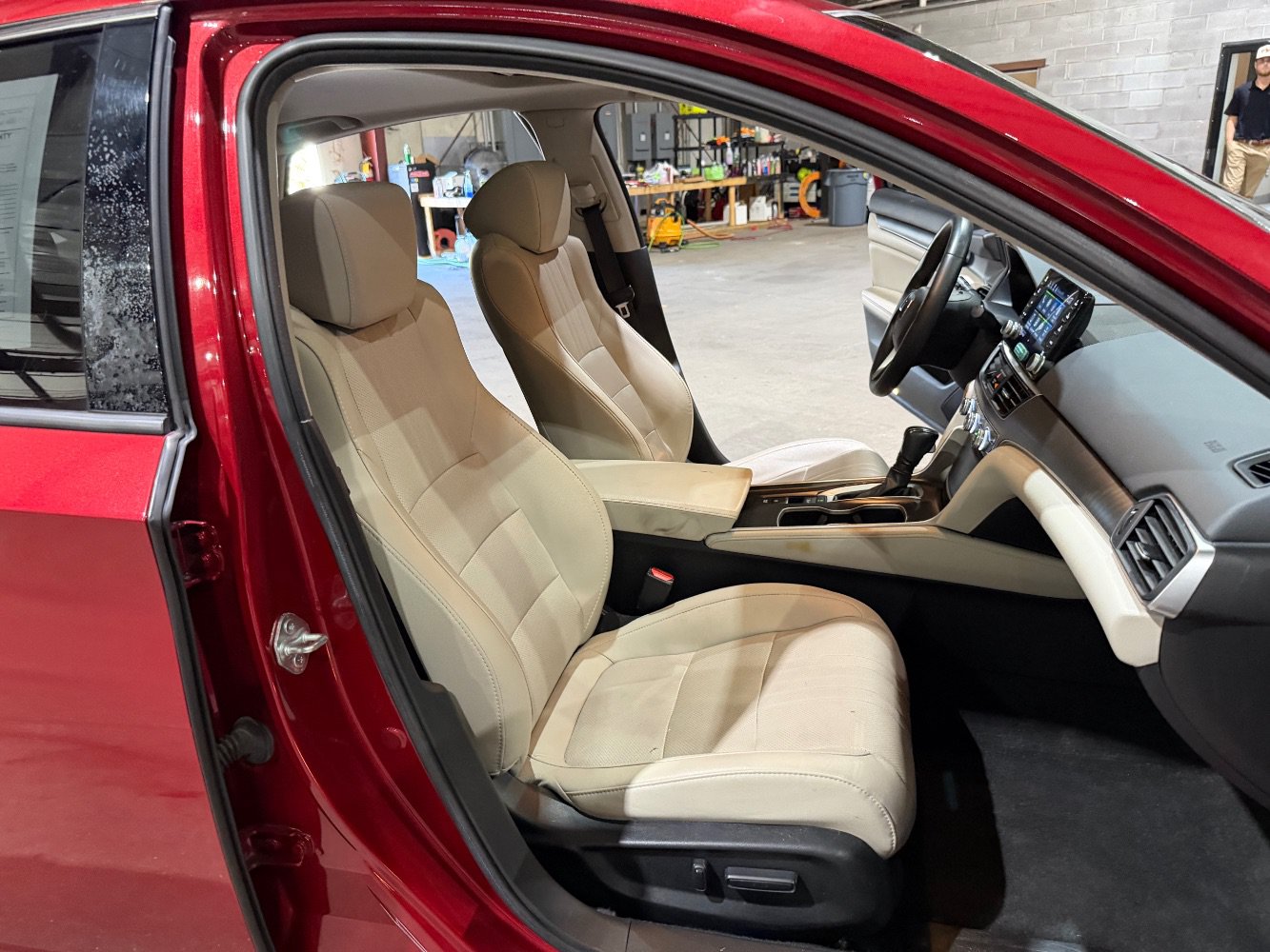 Used 2021 Honda Accord EX-L image 25