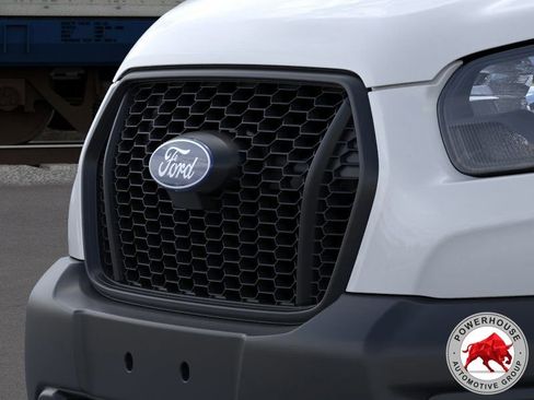 New 2026 Ford Transit 250 148 Medium Roof RWD image 19