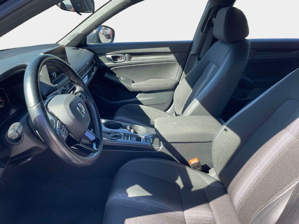 Used 2025 Honda Civic Sport image 21
