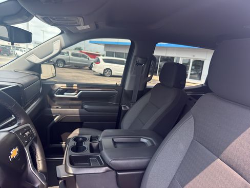 Certified 2026 Chevrolet Silverado 1500 LT AWD/4WD image 26