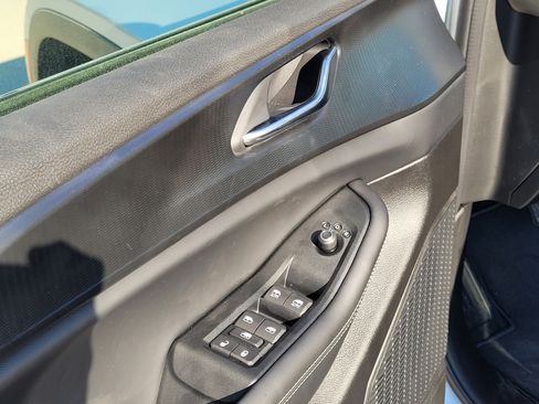 New 2025 Jeep Grand Cherokee L Altitude image 9