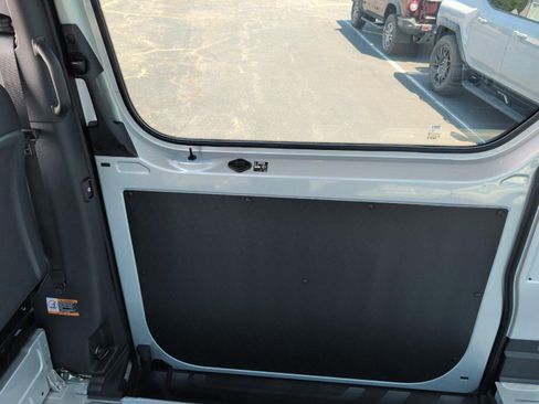 Used 2022 Mercedes-Benz Sprinter 3500 image 35