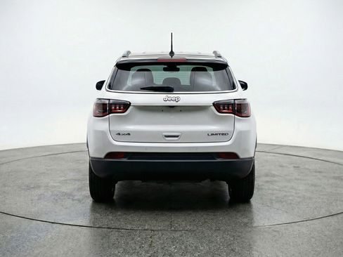 Used 2025 Jeep Compass Limited AWD/4WD image 7