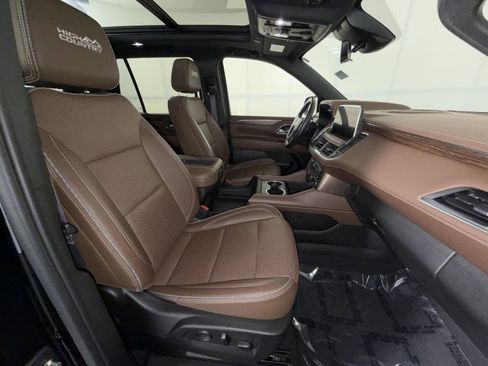 Used 2023 Chevrolet Tahoe High Country AWD/4WD image 28