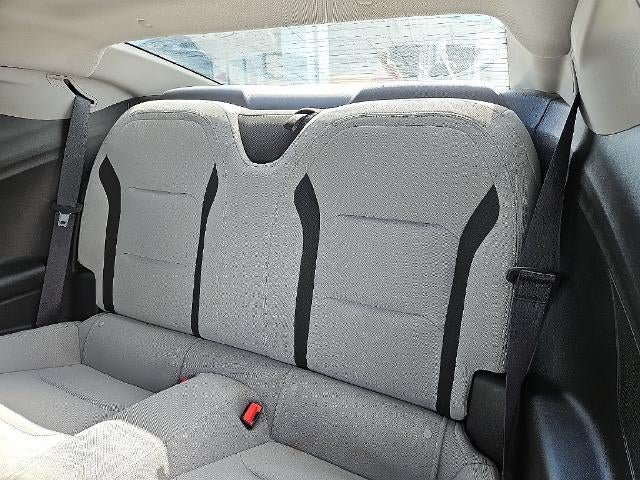 Used 2023 Chevrolet Camaro LT RWD image 15