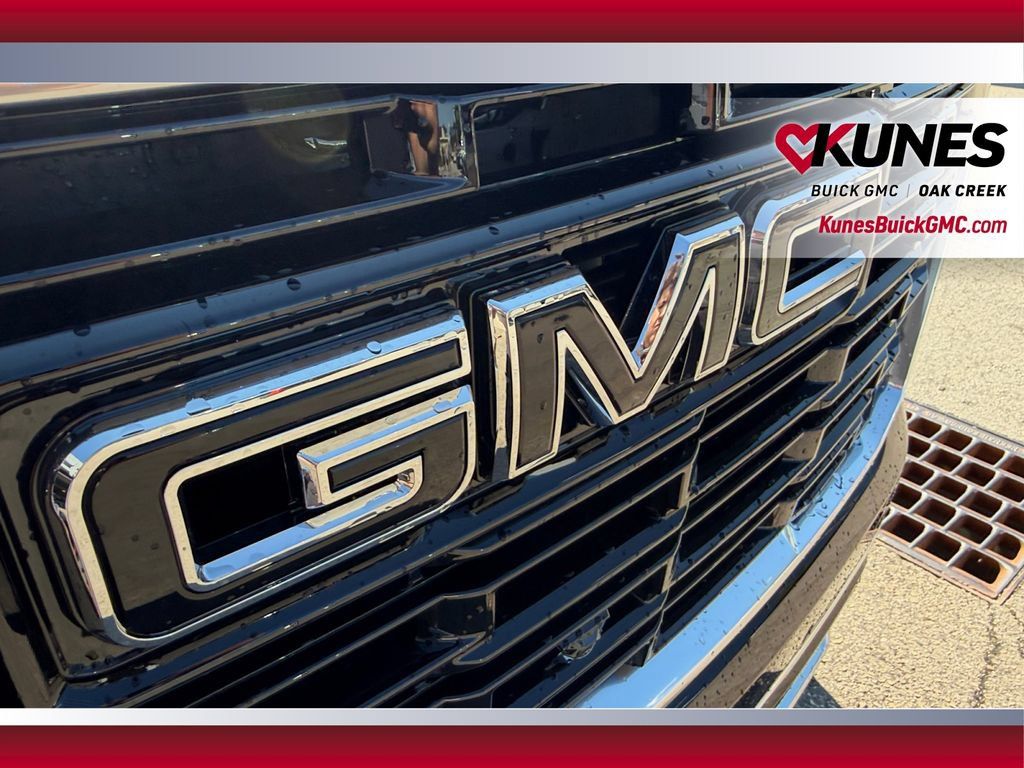 New 2026 GMC Yukon Denali w/ Denali Reserve Package AWD/4WD image 39