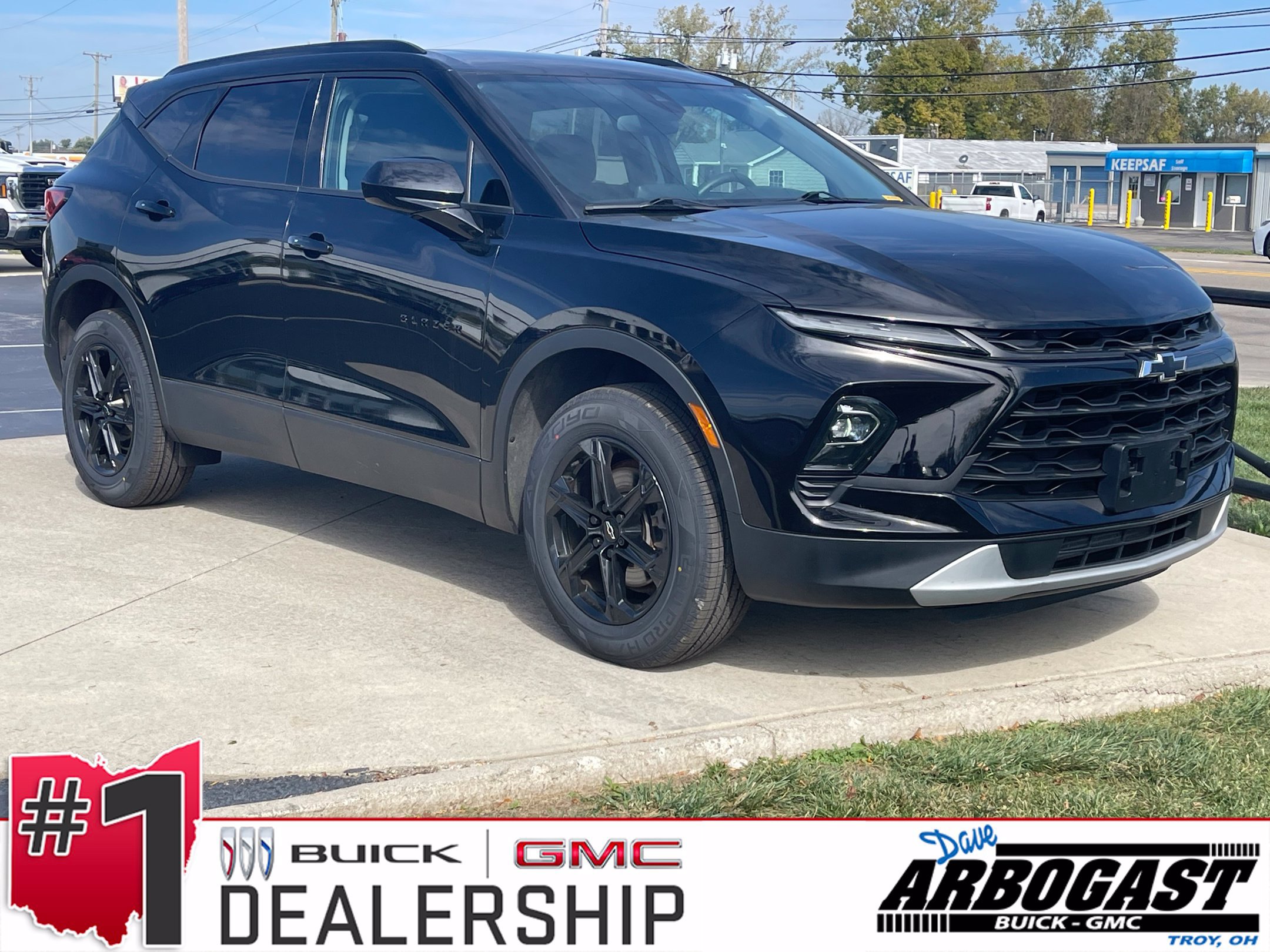 Used 2023 Chevrolet Blazer LT w/ Midnight/Sport Edition FWD image 1