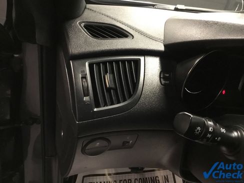Used 2015 Hyundai Genesis 3.8 RWD image 22