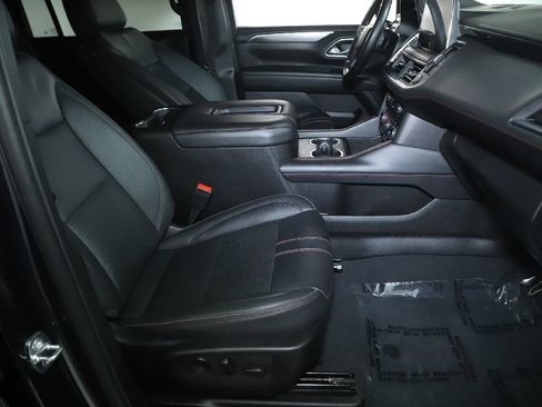 Used 2024 Chevrolet Suburban RST RWD image 36