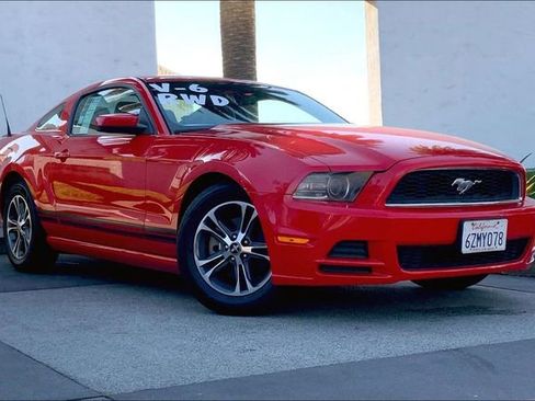 Used 2014 Ford Mustang Premium w/ Comfort Package image 2