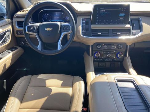 Used 2023 Chevrolet Tahoe Premier RWD image 9
