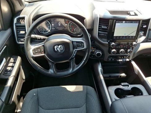 Used 2022 RAM 1500 Big Horn AWD/4WD image 11