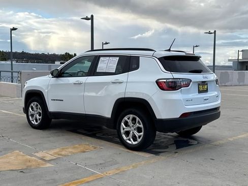 Used 2024 Jeep Compass Latitude image 5