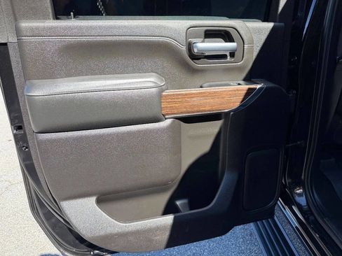 Used 2023 Chevrolet Silverado 3500 High Country image 15