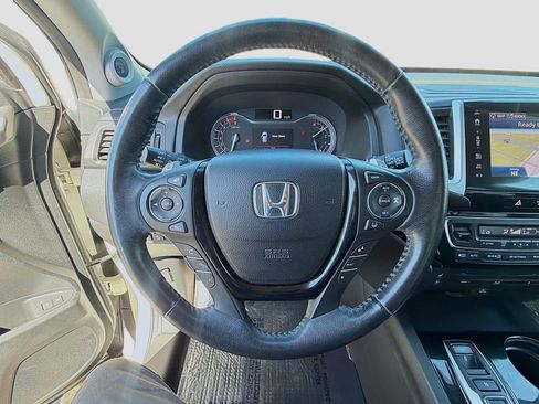 Used 2017 Honda Pilot Elite image 29