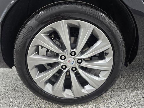 Used 2025 Buick Envista Avenir FWD image 35