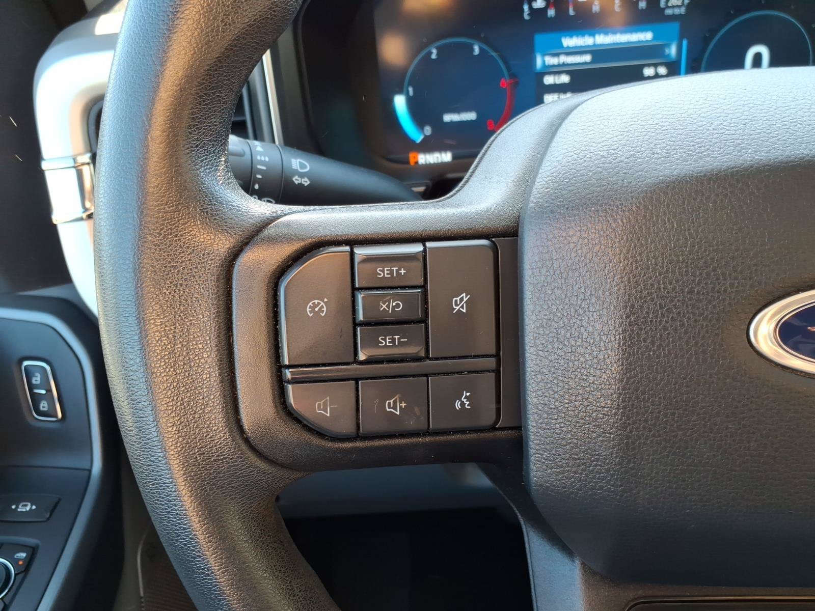 Certified 2023 Ford F250 XLT w/ XLT Premium Package AWD/4WD image 15