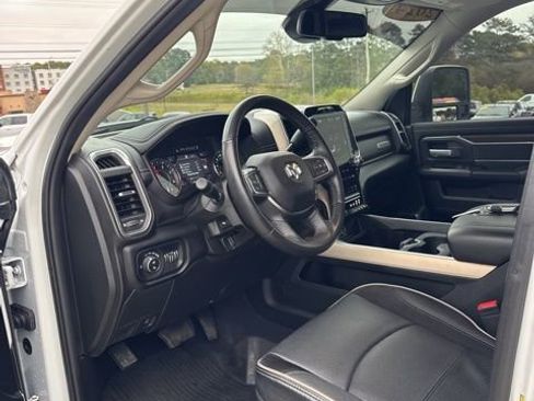 Used 2024 RAM 3500 Laramie image 11