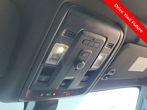Used 2021 Chevrolet Tahoe LT RWD image 16