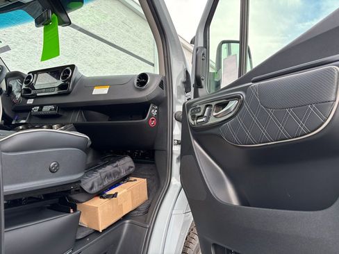 New 2025 Mercedes-Benz Sprinter 3500 image 34