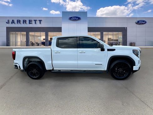 Used 2023 GMC Sierra 1500 Elevation AWD/4WD image 8