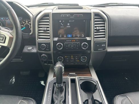 Used 2016 Ford F150 Lariat image 12
