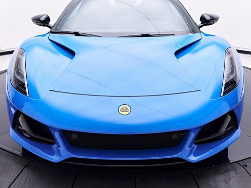 Used 2025 Lotus Emira image 17