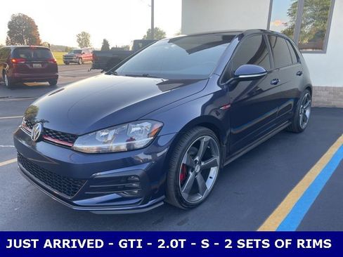 Used 2018 Volkswagen GTI S image 1