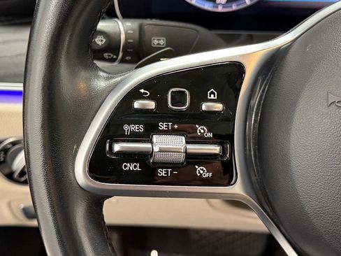 Used 2019 Mercedes-Benz E 300 4MATIC w/ Premium 1 Package image 21