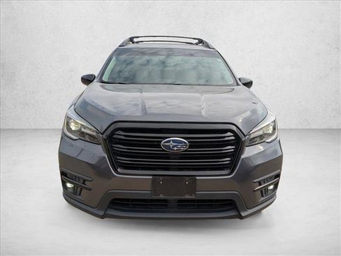 Used 2022 Subaru Ascent Onyx Edition image 2