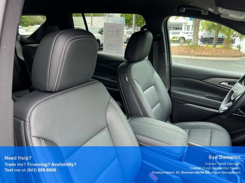 Used 2025 Chevrolet Traverse LT AWD/4WD image 25