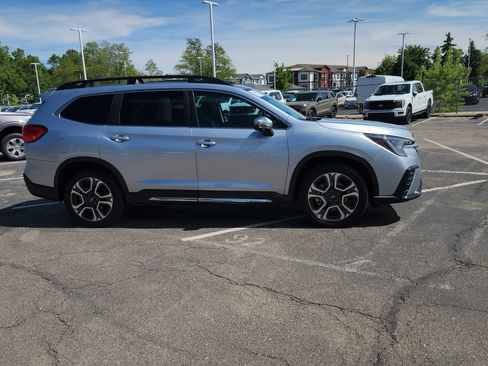 Used 2023 Subaru Ascent Limited w/ Technology Package AWD/4WD image 17