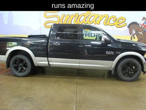 Used 2018 RAM 1500 Laramie AWD/4WD image 1