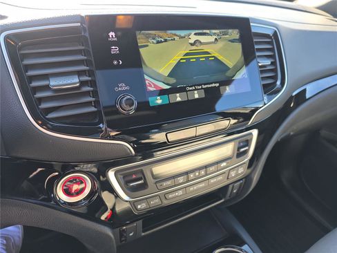 Used 2020 Honda Passport Touring image 26