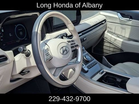 Used 2024 Hyundai Palisade Calligraphy FWD image 14