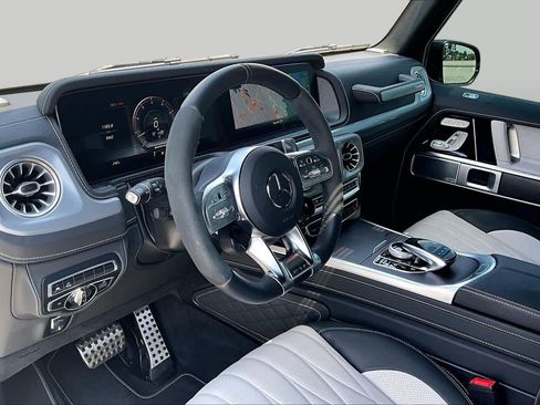 Certified 2022 Mercedes-Benz G 63 AMG 4MATIC image 34
